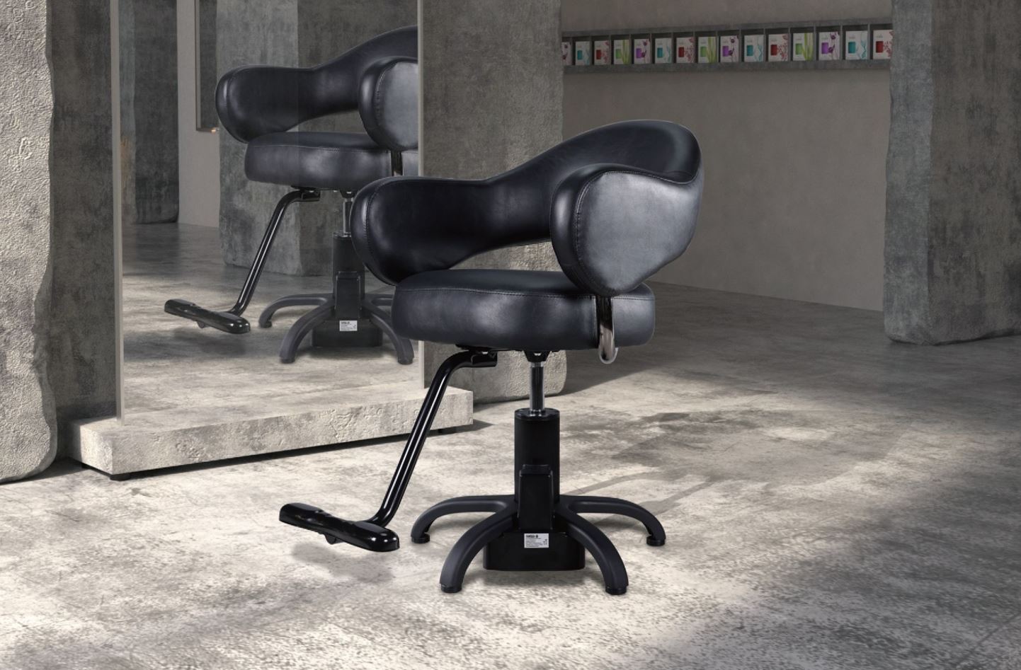 Fauteuil Kloss Noir en situation