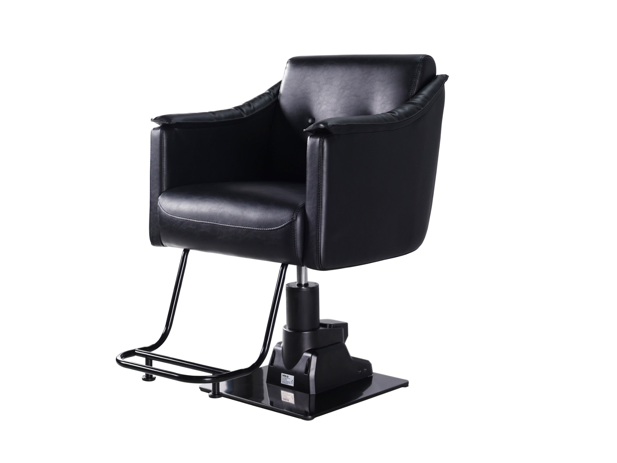 Fauteuil de coiffure électrique Push Club dans un salon de coiffure design